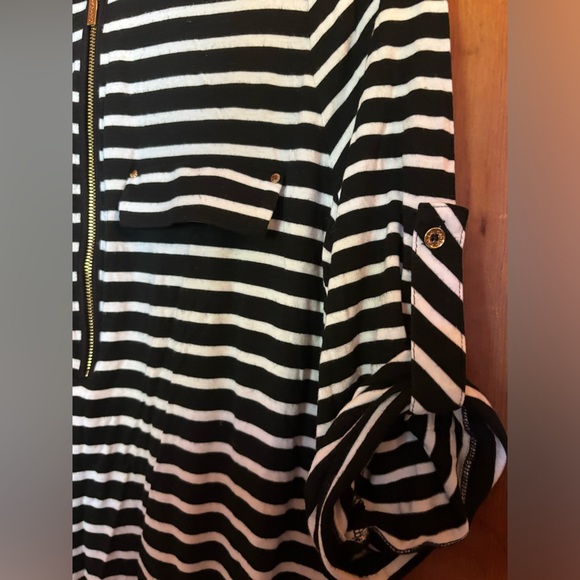 Calvin Klein black and white striped top - Picture 4 of 6